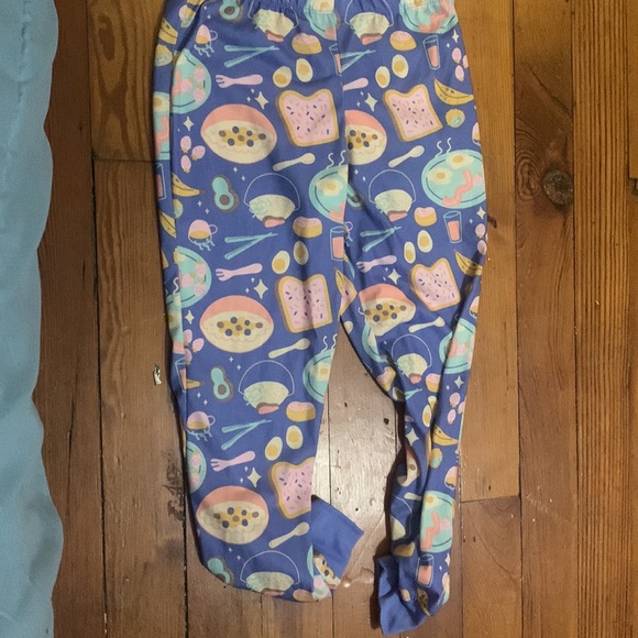 Pj set - Picture 2 of 2